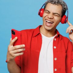 man listening to music in headphones.